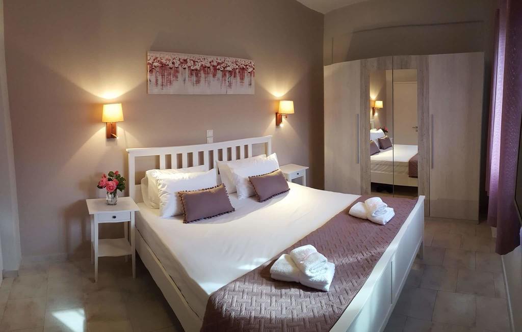 Amaryllis Boutique Apartments Мораитика Экстерьер фото